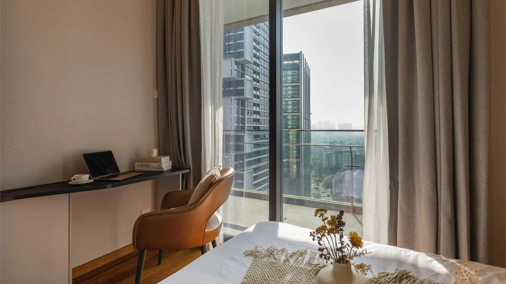 Apartment The Manor Residence Klcc By Five Senses Kuala Lumpur Malaysia