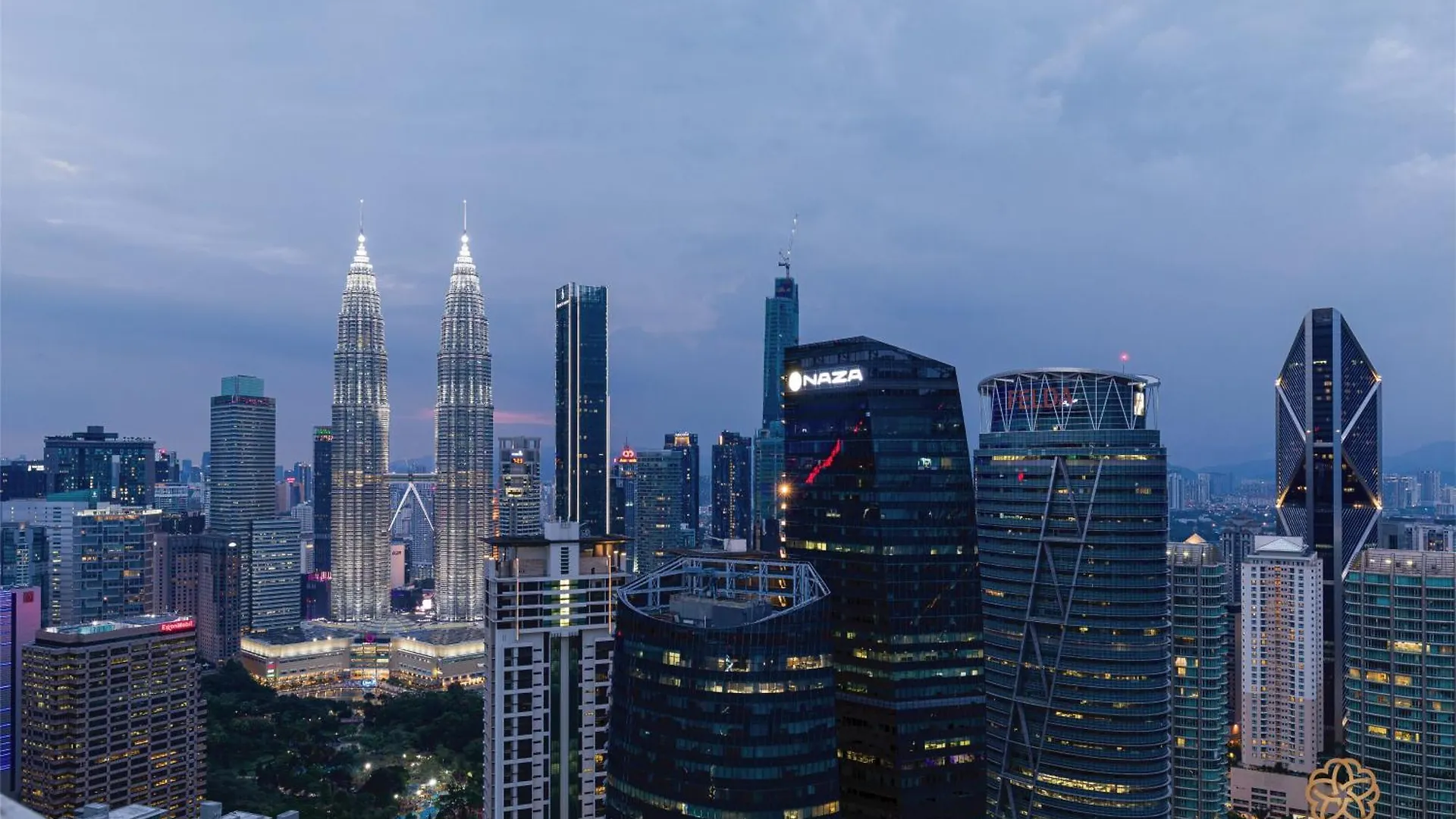 Apartment The Manor Residence Klcc By Five Senses Kuala Lumpur Malaysia