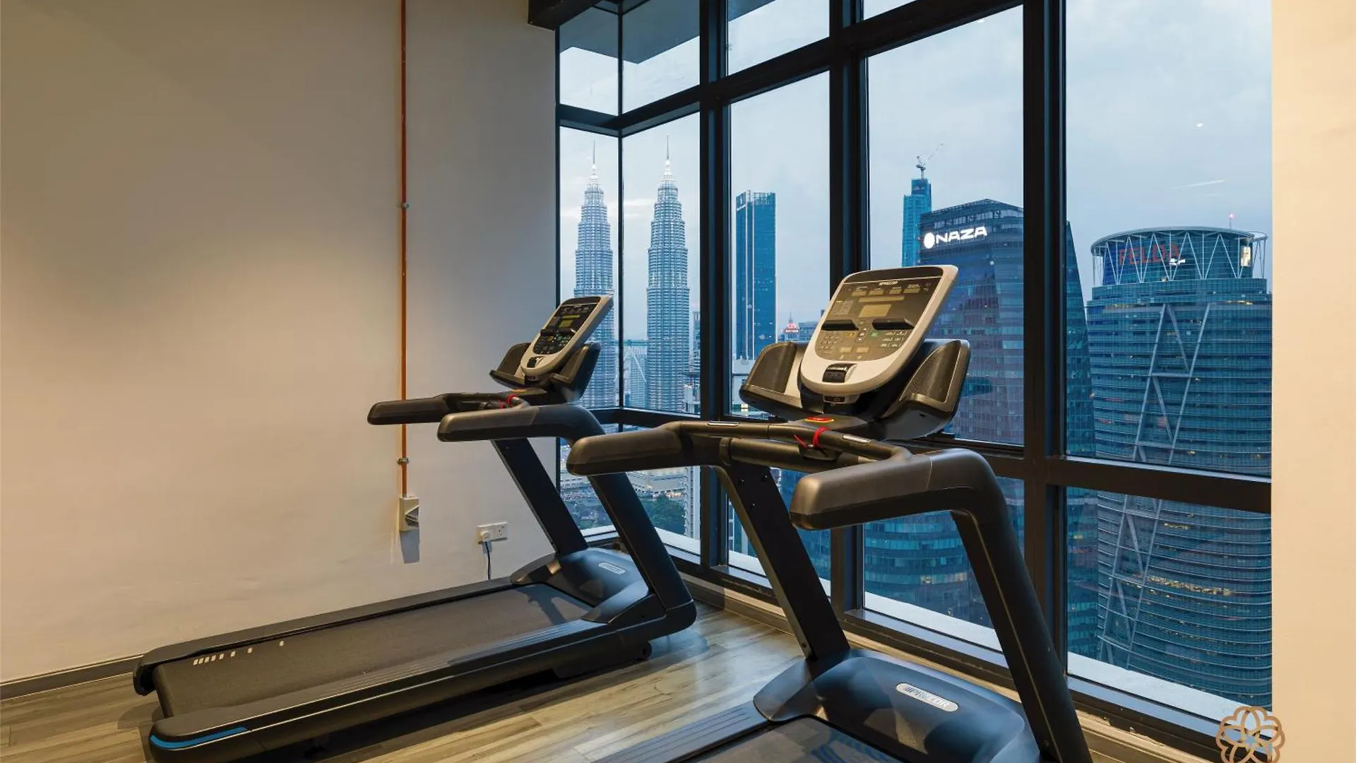 Apartment The Manor Residence Klcc By Five Senses Kuala Lumpur